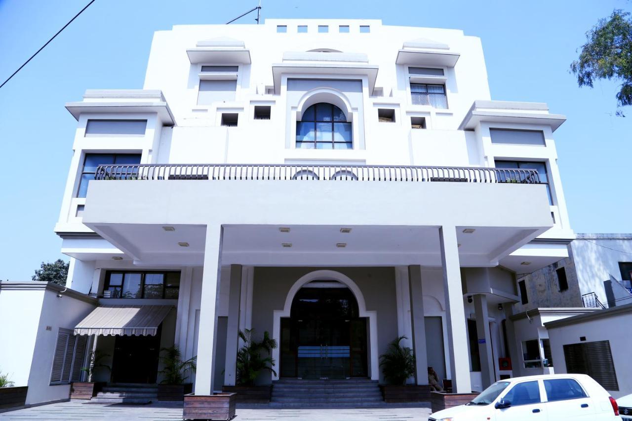 Hotel Rajmahal Moradabad Exterior foto